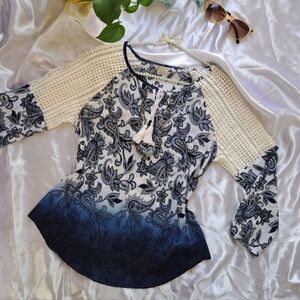 Cato Size 26/28 Blue and White Blouse